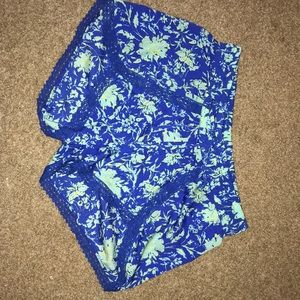 Women’s shorts